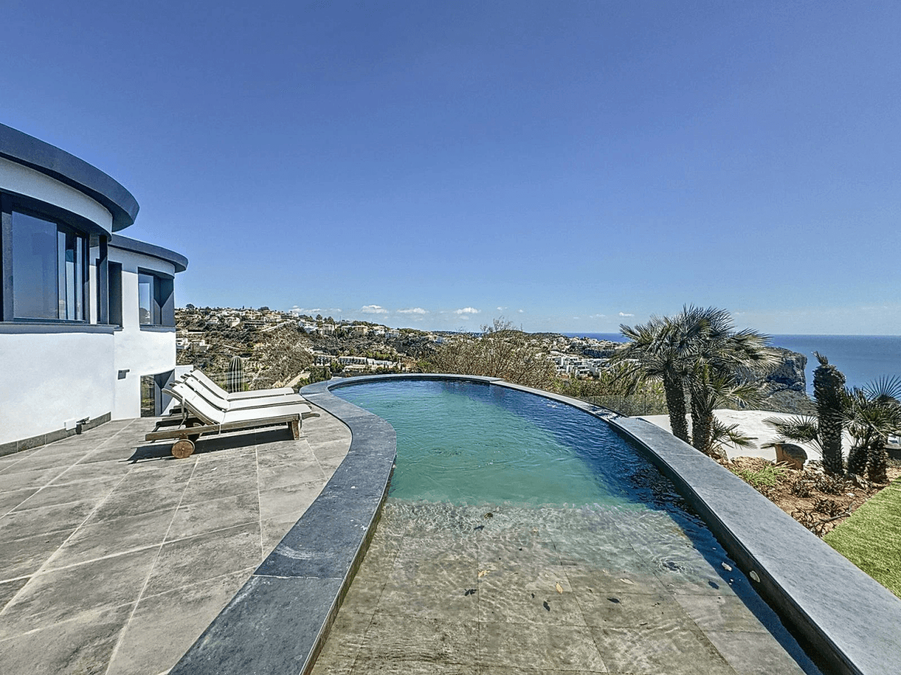 Cumbre del Sol Villa rénovée avec vue sur la mer
