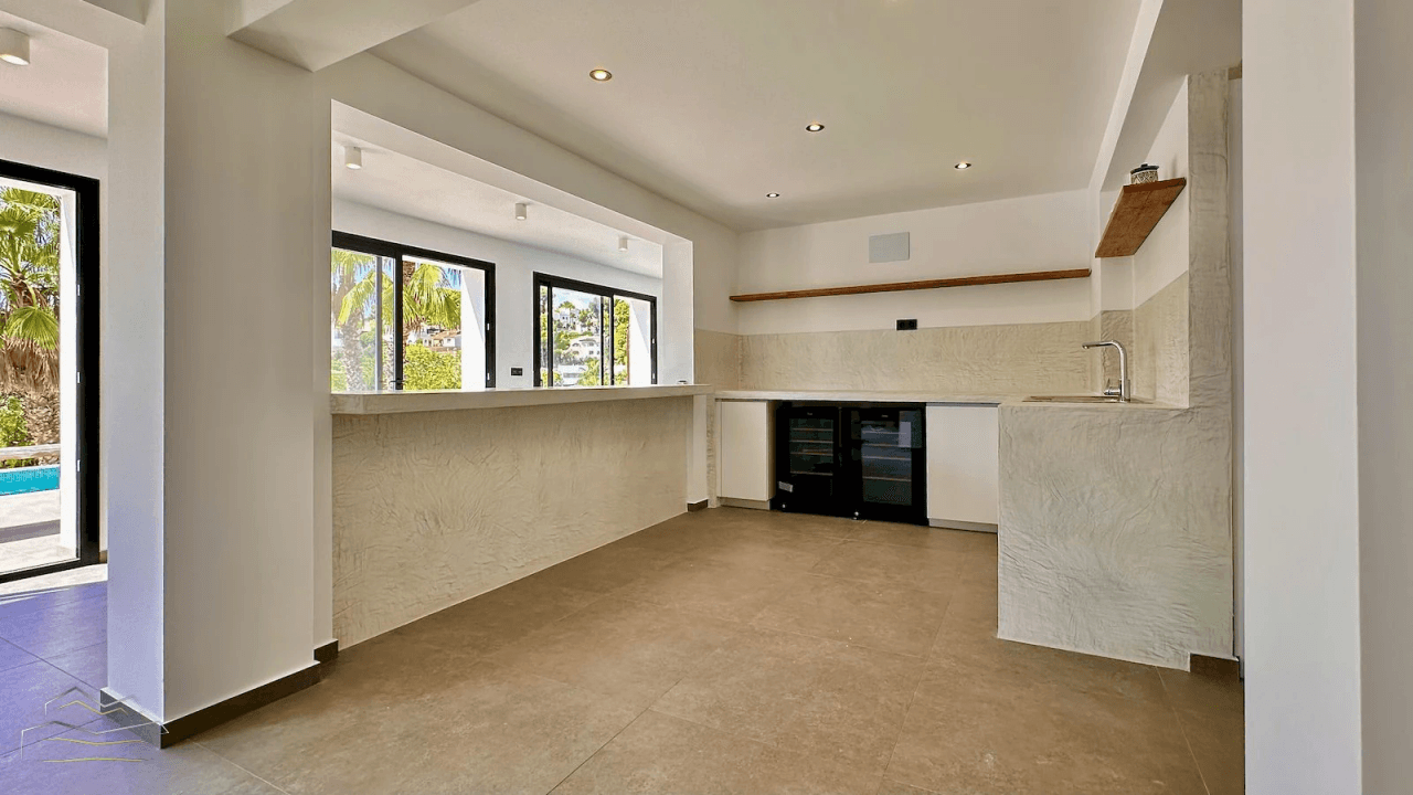 Villa entièrement rénovée à vendre à El Portet de Moraira - Costa Blanca