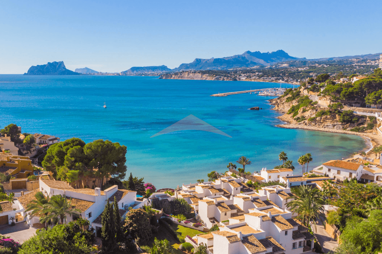 Spectacular Villa For sale Just a Few Steps from El Portet Beach