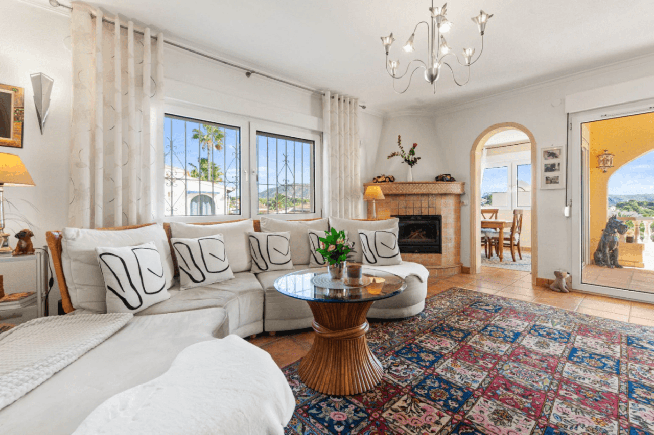 Villa à vendre avec 4 chambres à Benimeit, Moraira.