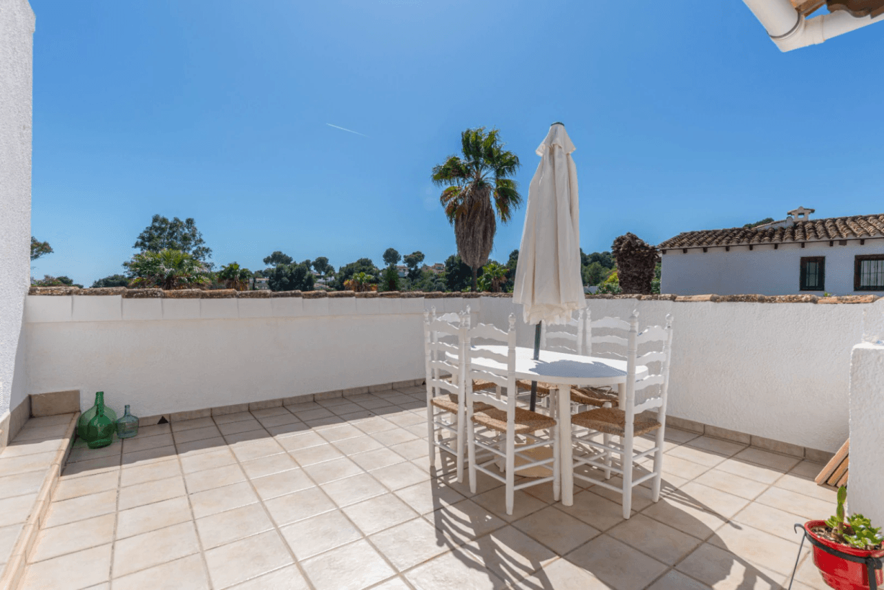 Villa à vendre à Moraira avec 4 chambres et piscine privée