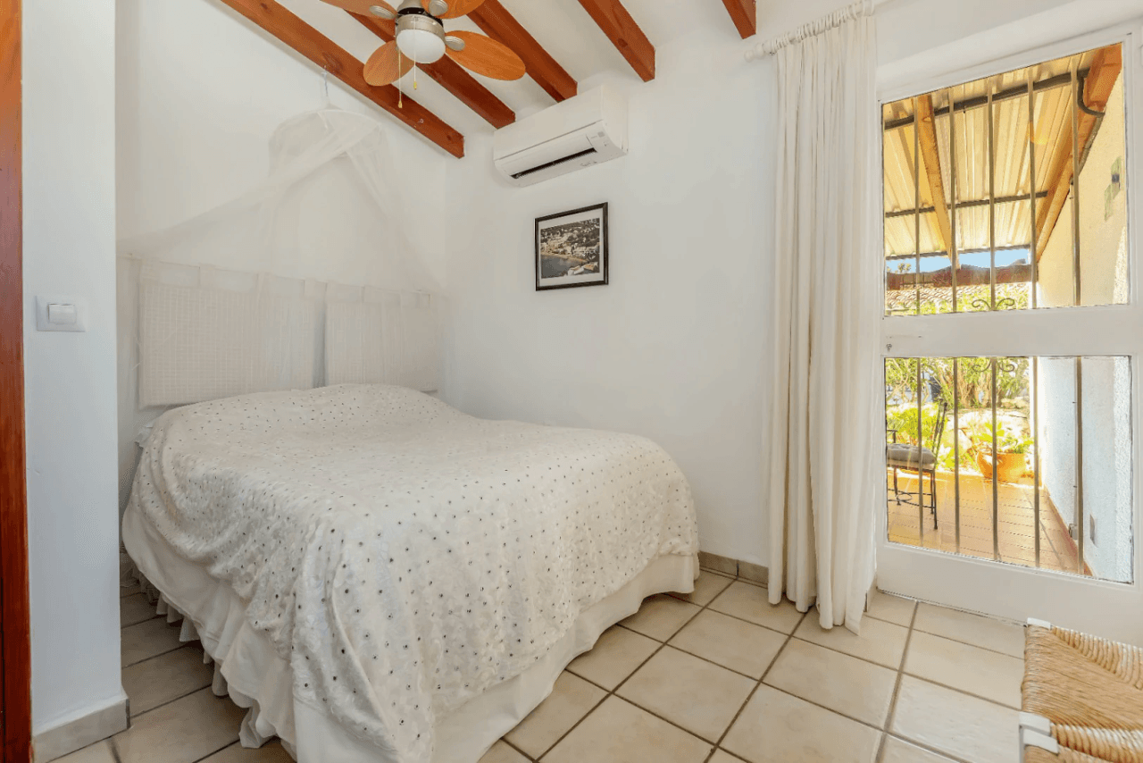 Villa à vendre à Moraira avec 4 chambres et piscine privée