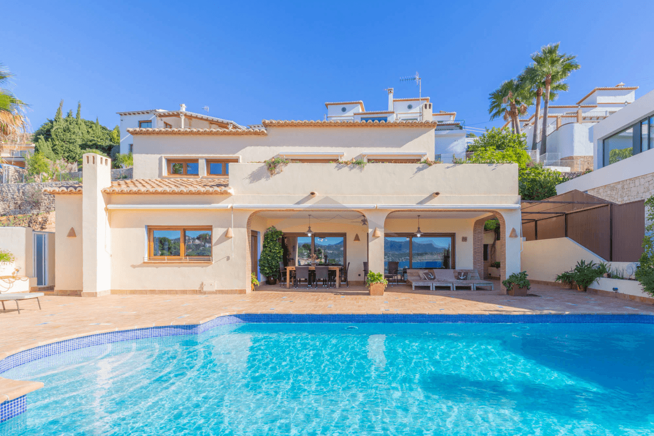 Spectacular Villa For sale Just a Few Steps from El Portet Beach