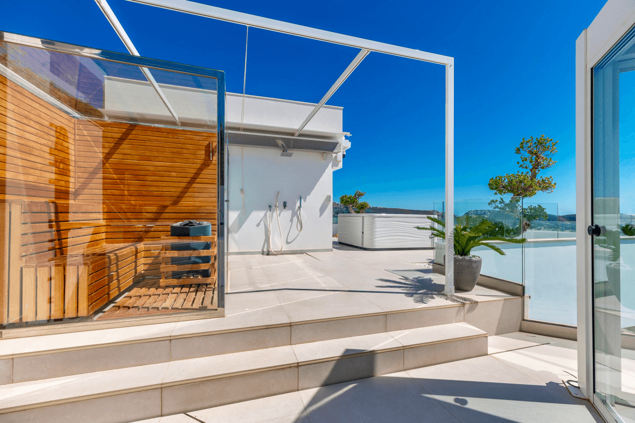 Villa de luxe exceptionnelle à Moraira – Où le design, la technologie et la vue sur la mer se rencontrent