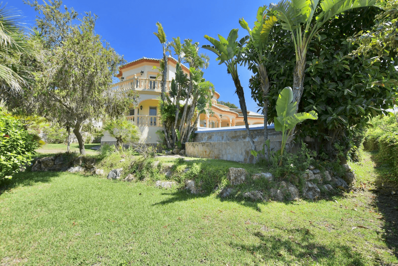 Magnifique villa de luxe à vendre à Javea avec vue sur la mer et le Montgó.