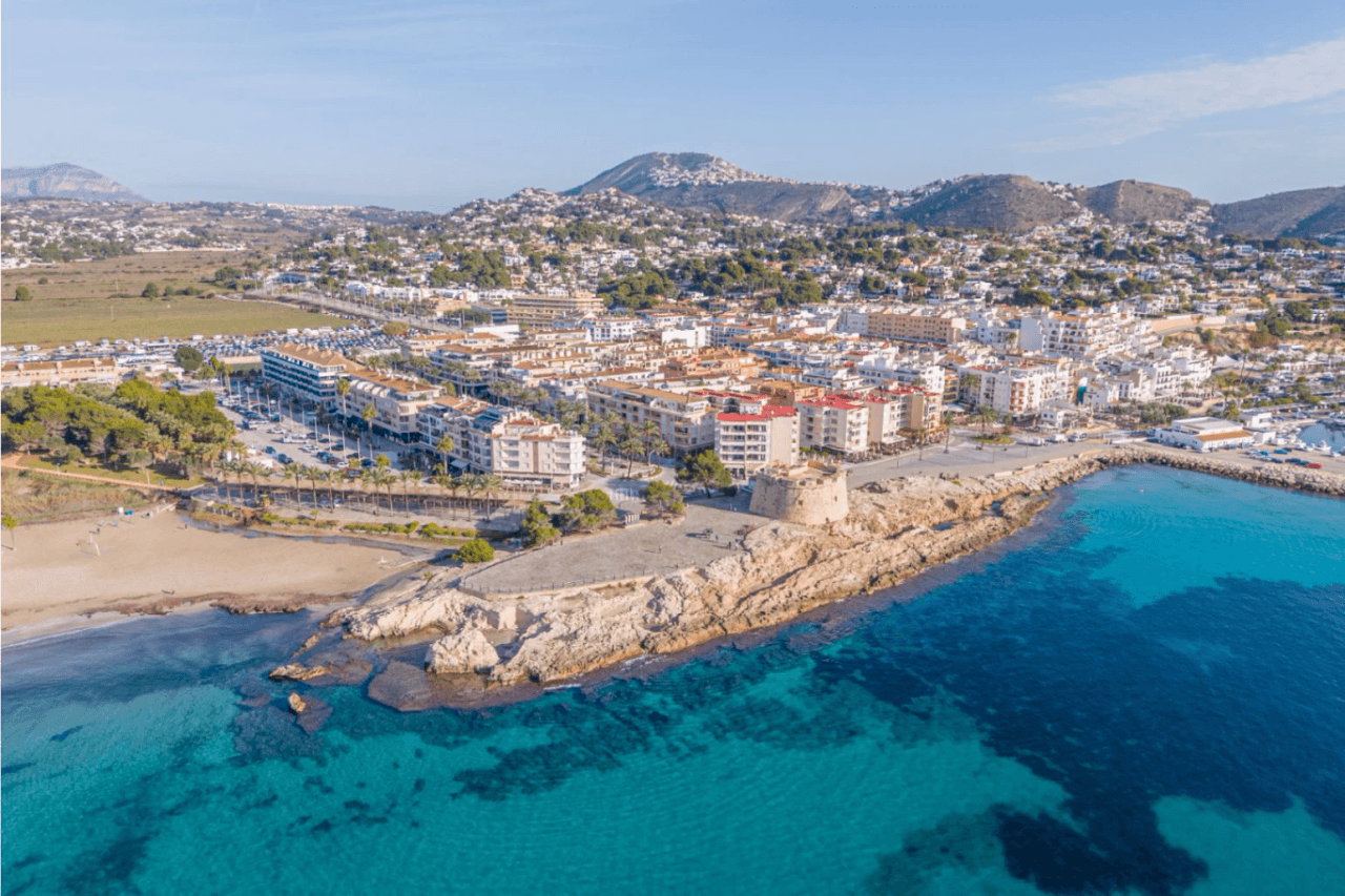 Appartement à vendre au centre de Moraira, 3 chambres.