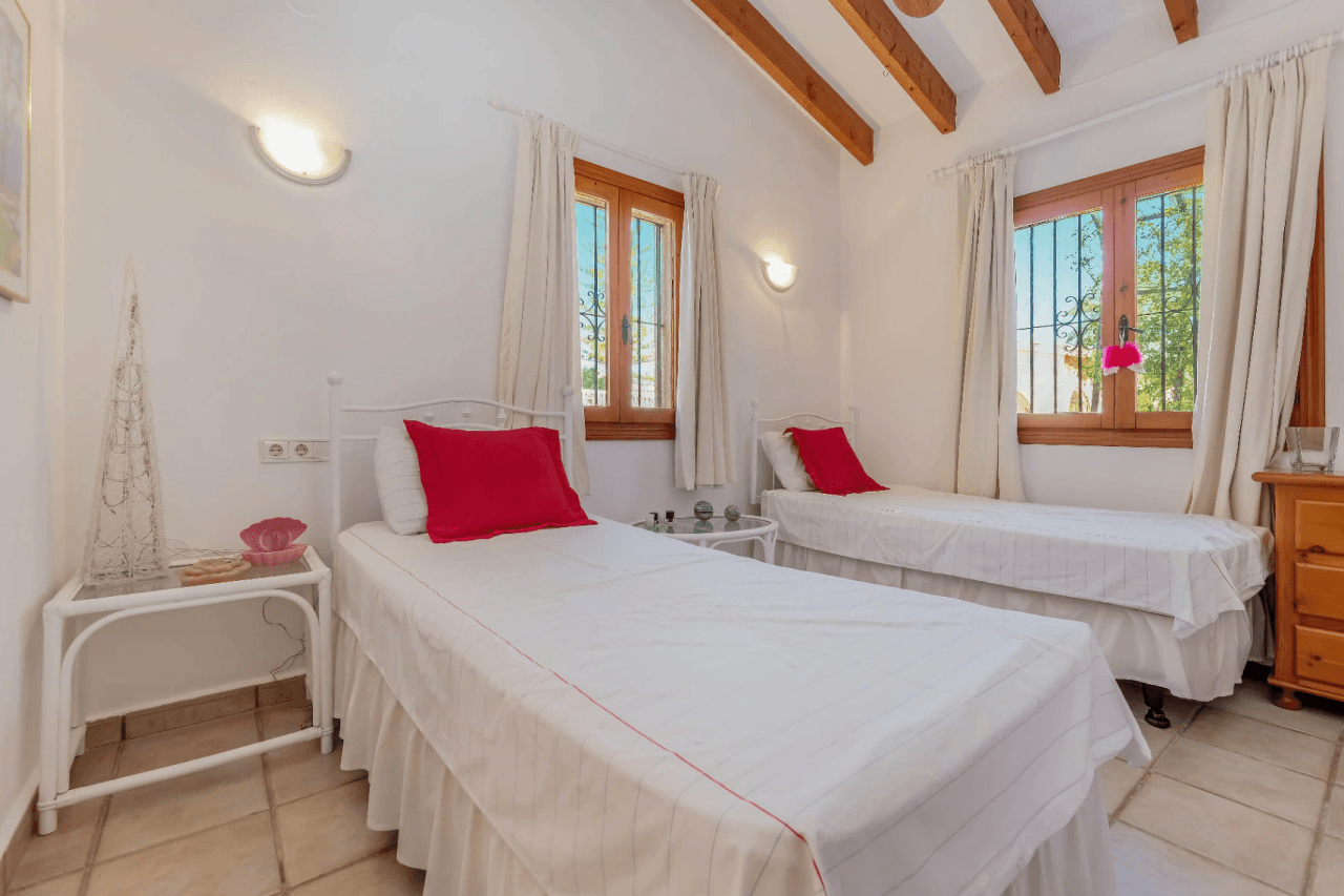 Villa à vendre à Moraira avec 4 chambres et piscine privée
