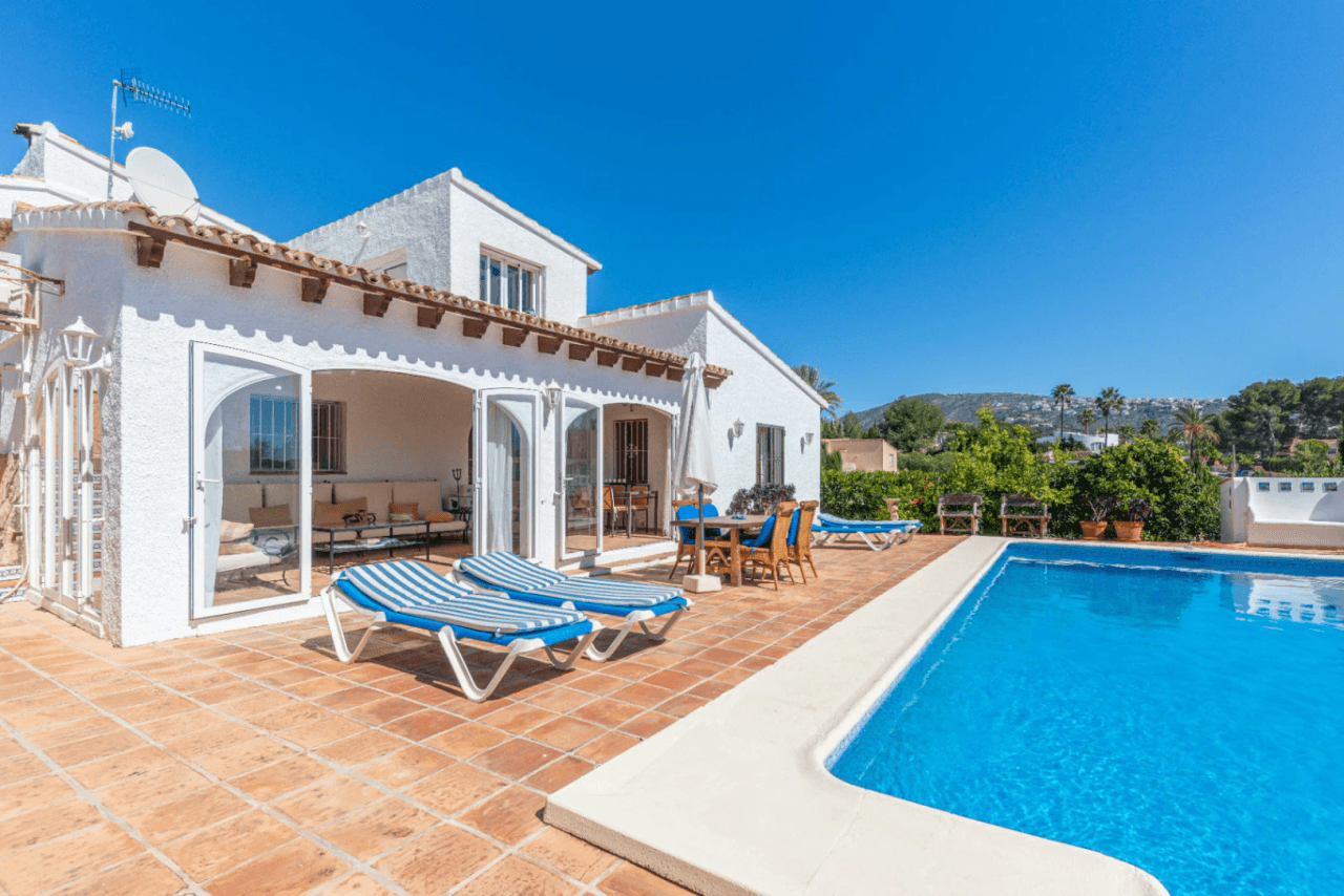 Villa à vendre à Moraira avec 4 chambres et piscine privée