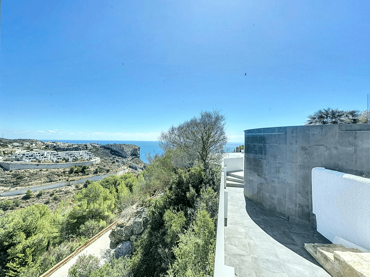 Cumbre del Sol Villa rénovée avec vue sur la mer