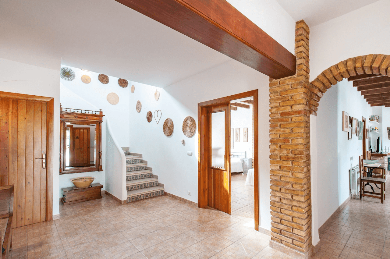 Finca en Benissa en Venta en Amplia Parcela con Piscina y Casa de Huéspedes