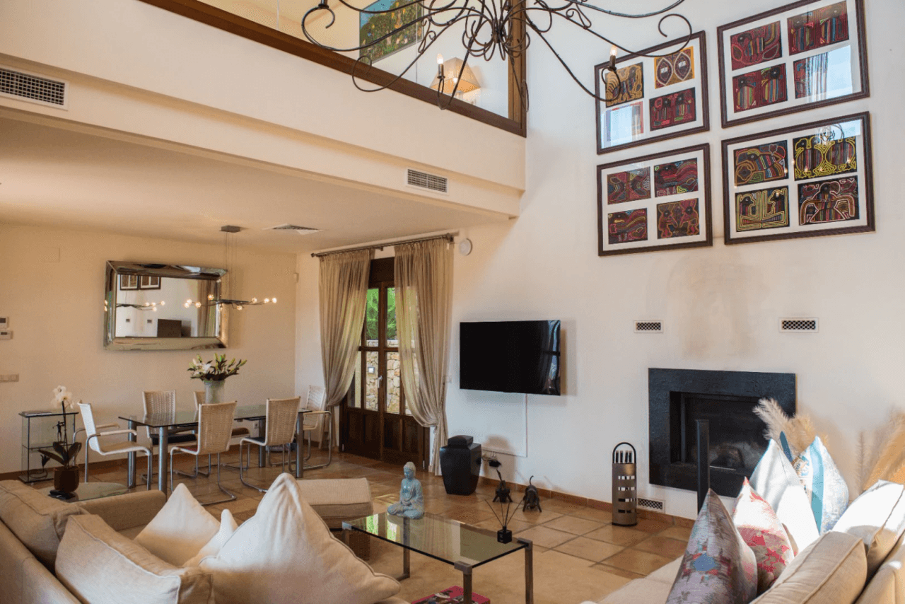 Villa de luxe avec vues panoramiques à vendre à Montgó Jávea.