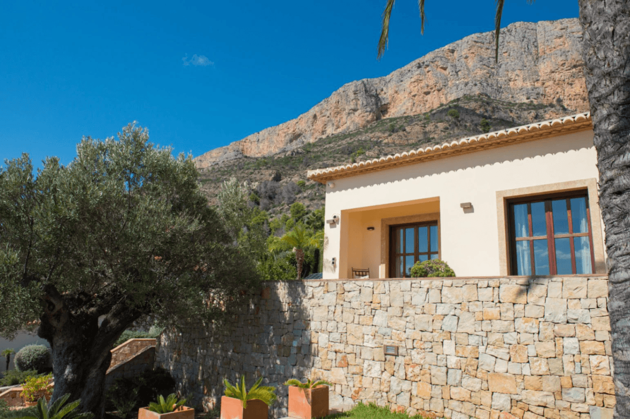 Villa de luxe avec vues panoramiques à vendre à Montgó Jávea.