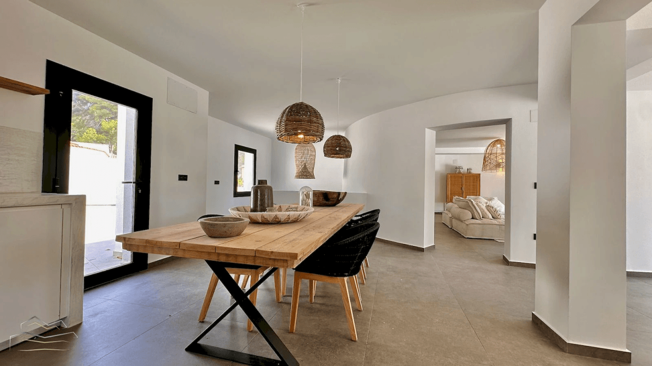 Villa entièrement rénovée à vendre à El Portet de Moraira - Costa Blanca