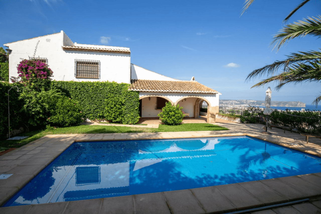 Vente exclusive avec vue sur la mer et le Montgó à El Tosalet, Jávea