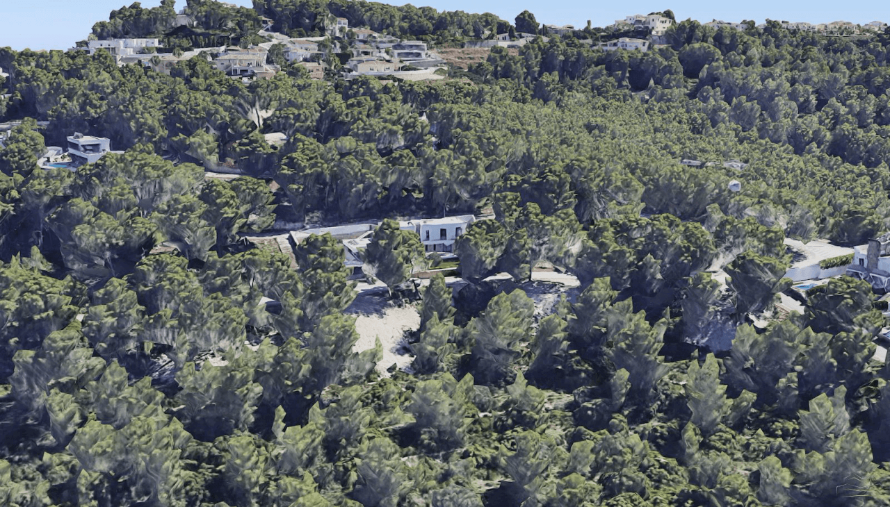 Städtisches Grundstück zu verkaufen in Moraira mit Panoramablick.