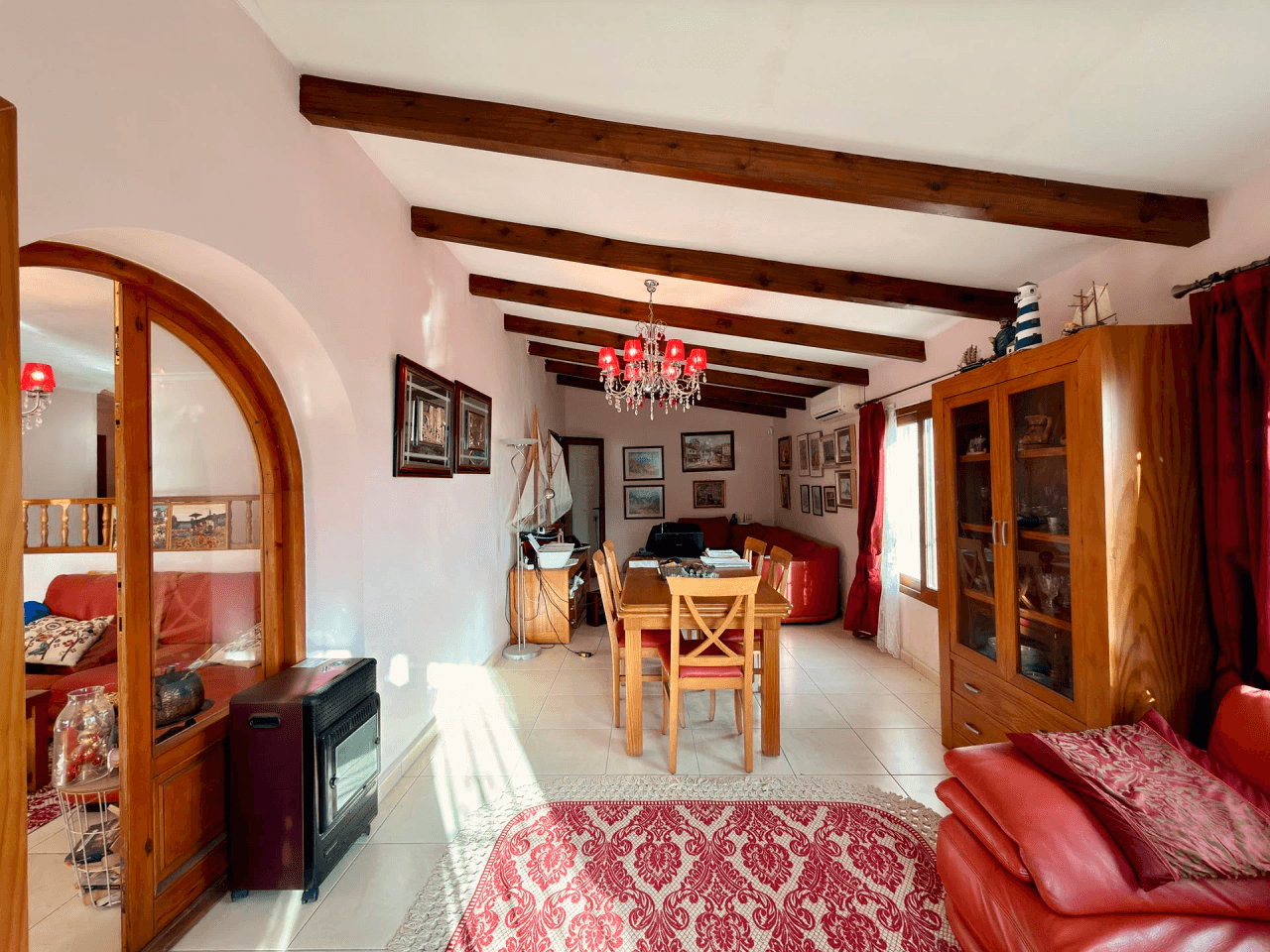 Cumbre del Sol : villa méditerranéenne avec piscine et vue sur la mer