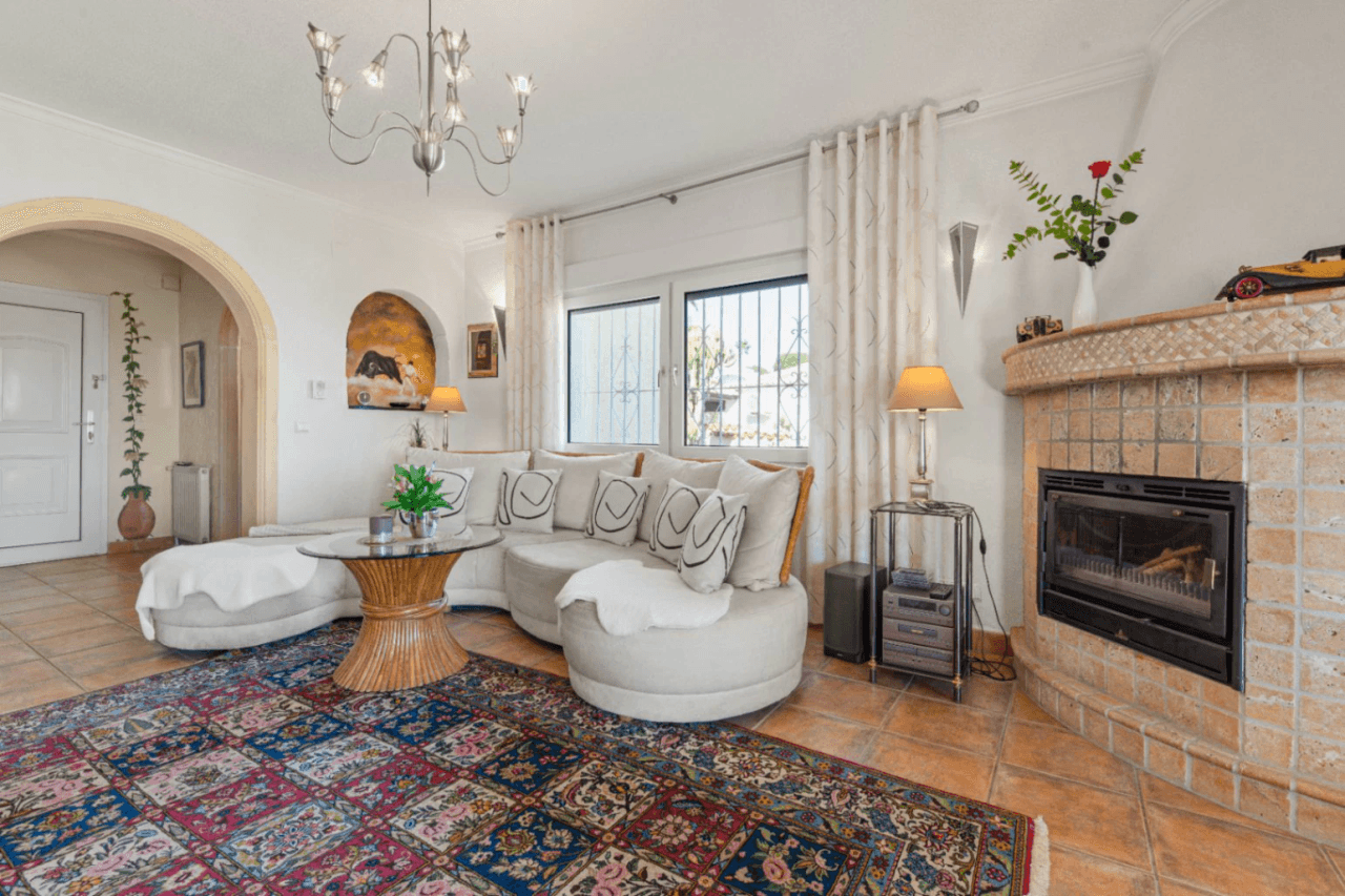 Villa à vendre avec 4 chambres à Benimeit, Moraira.