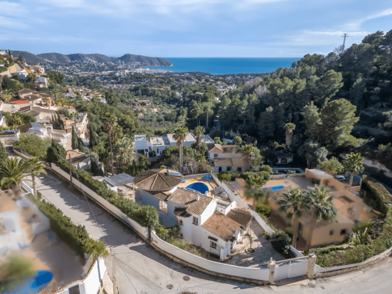 Belle villa spacieuse avec vue sur la mer à vendre à Benimeit, Moraira