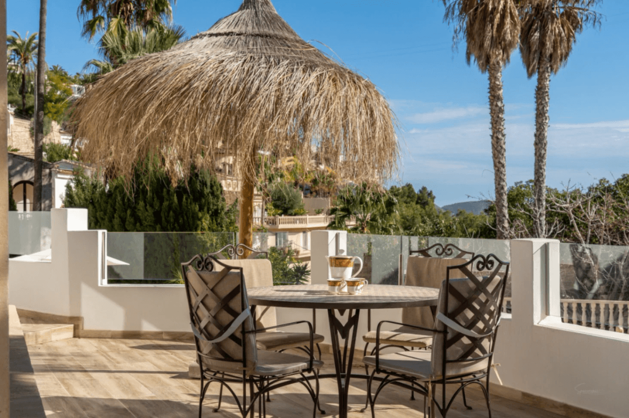 Belle villa spacieuse avec vue sur la mer à vendre à Benimeit, Moraira