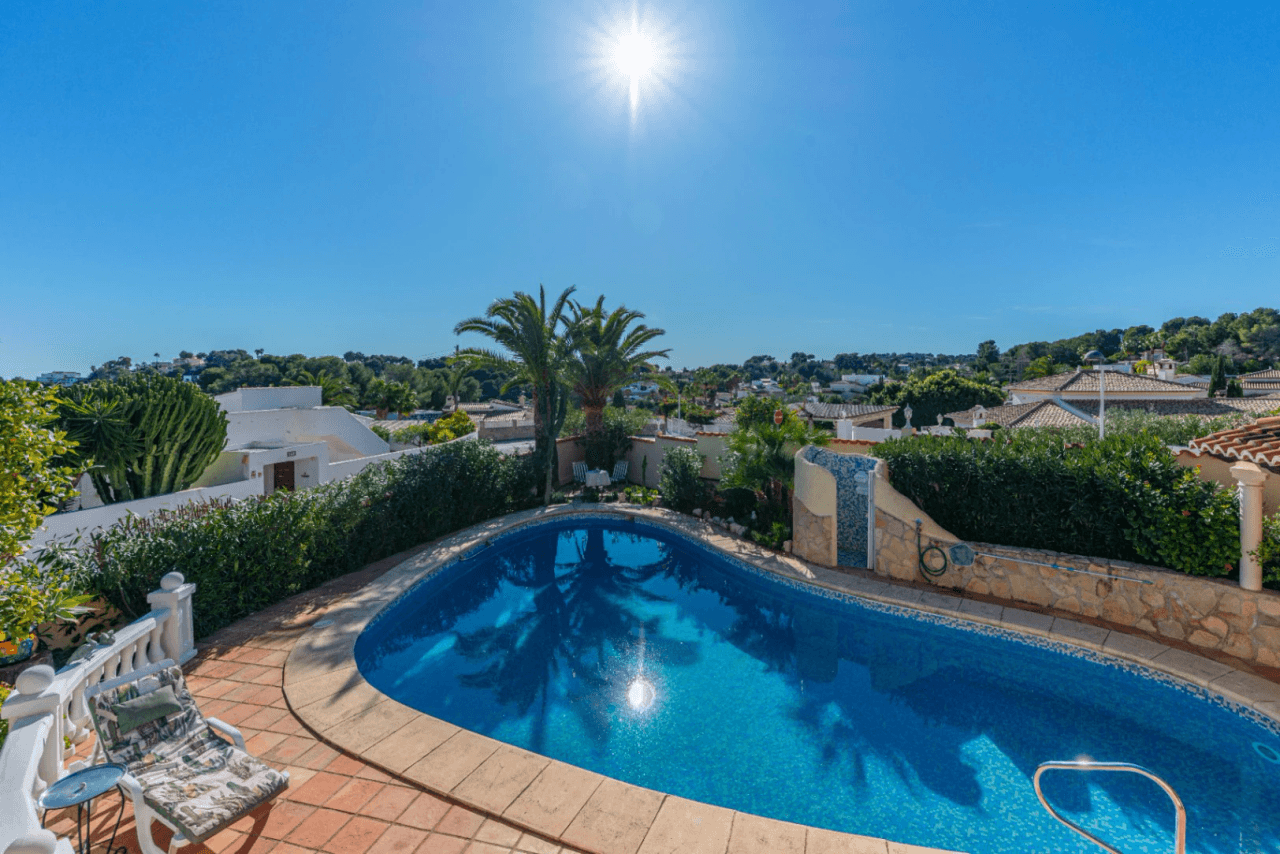 Villa à vendre avec 4 chambres à Benimeit, Moraira.