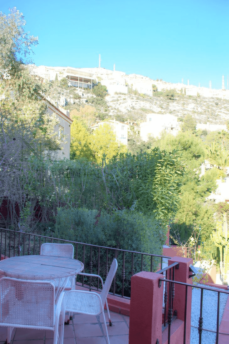 Cumbre del Sol : villa méditerranéenne avec piscine et vue sur la mer