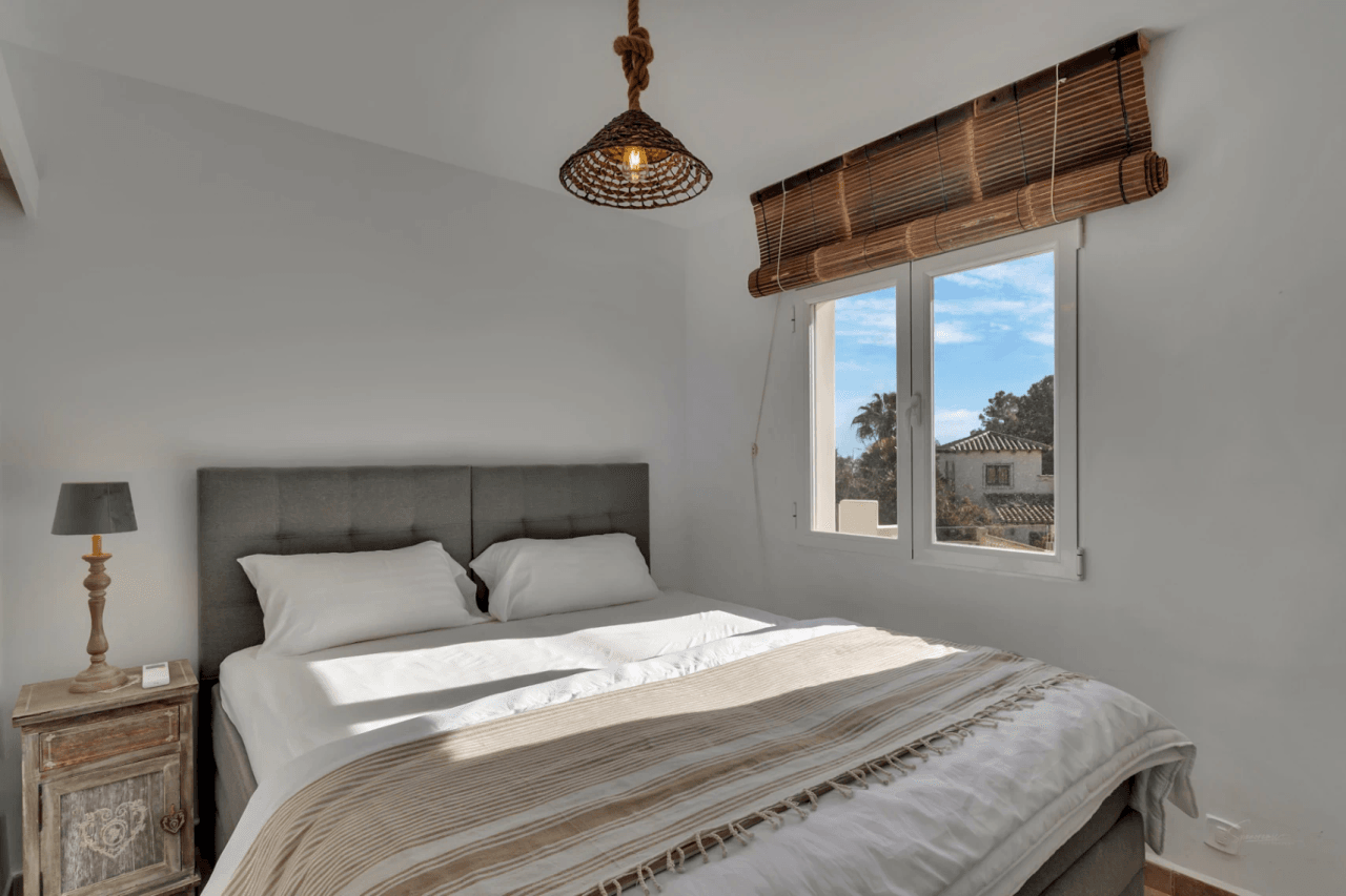 Belle villa spacieuse avec vue sur la mer à vendre à Benimeit, Moraira