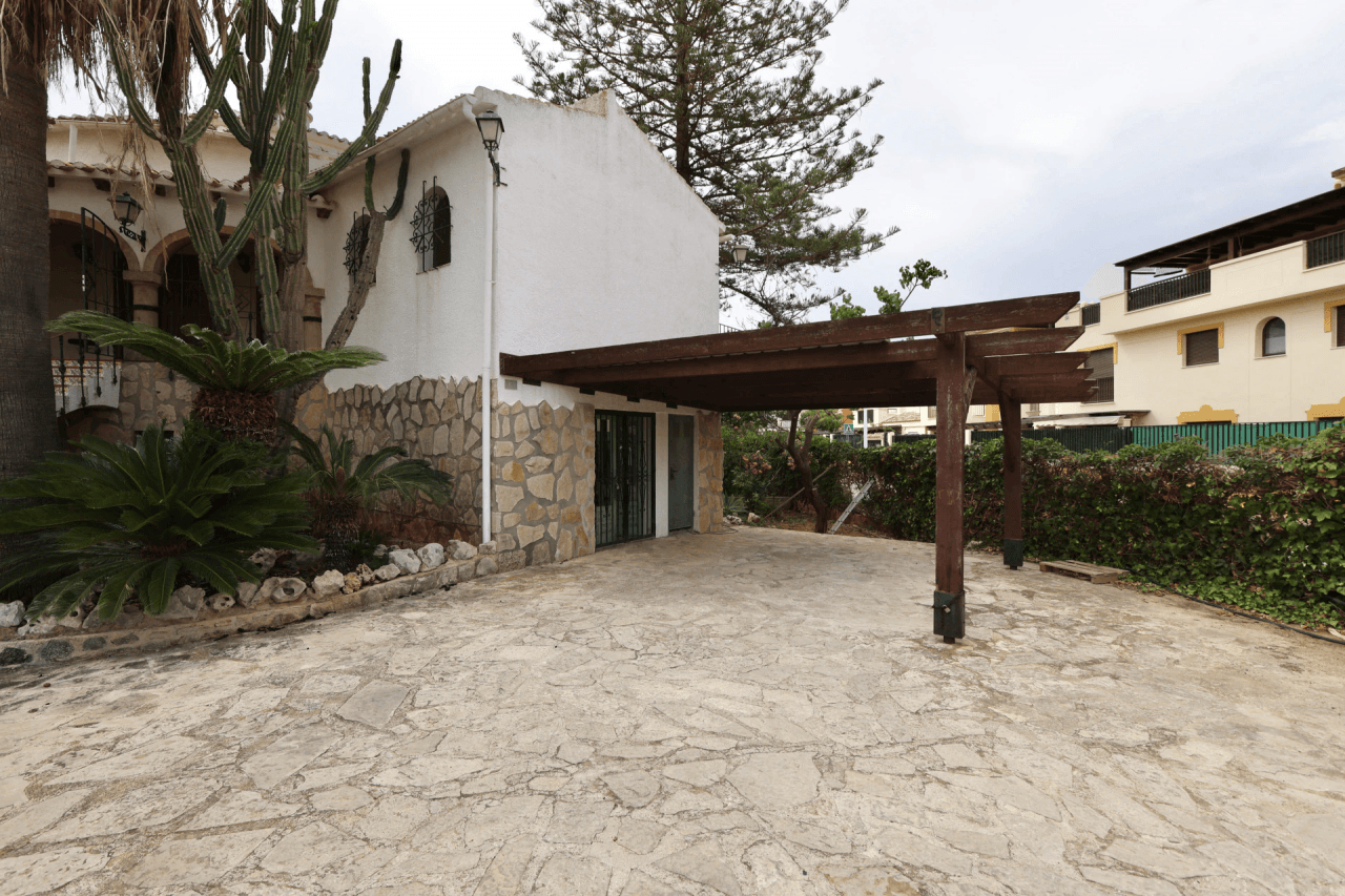Villa à la vente à Xàbia