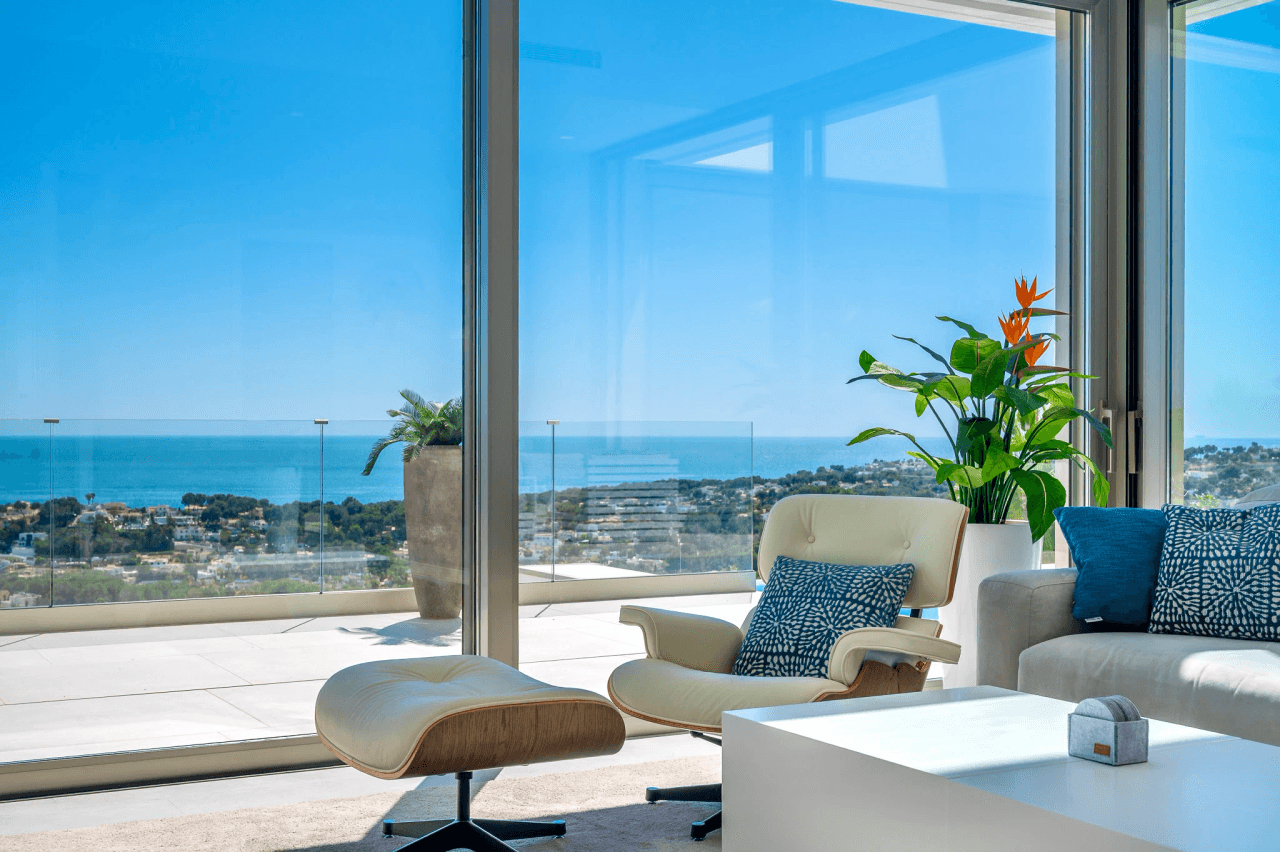 Villa de luxe exceptionnelle à Moraira – Où le design, la technologie et la vue sur la mer se rencontrent
