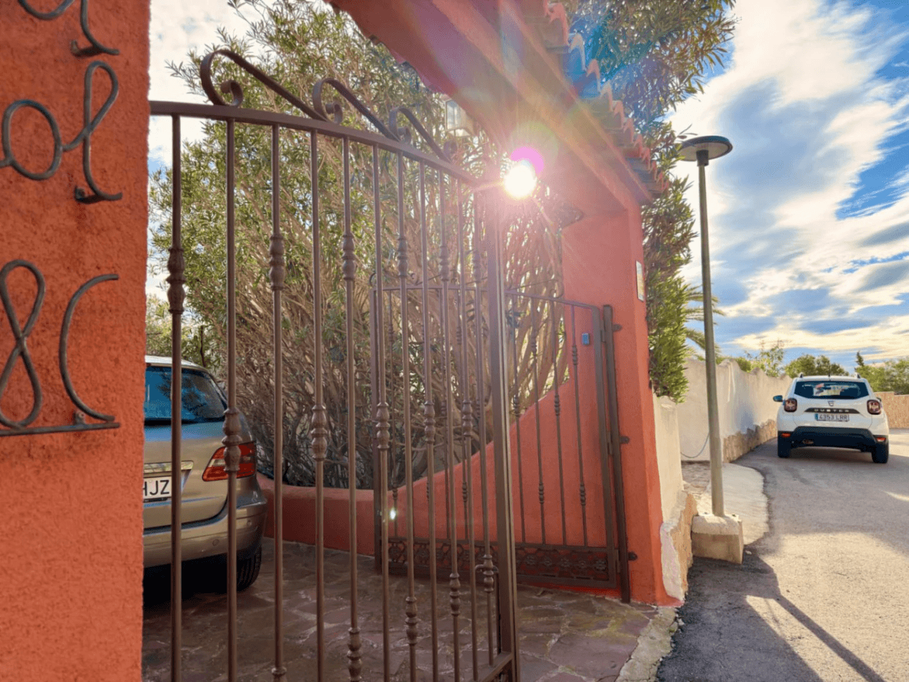 Cumbre del Sol : villa méditerranéenne avec piscine et vue sur la mer