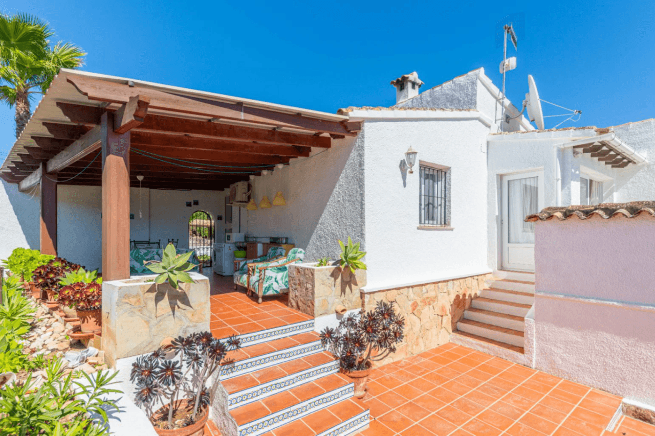 Villa à vendre à Moraira avec 4 chambres et piscine privée