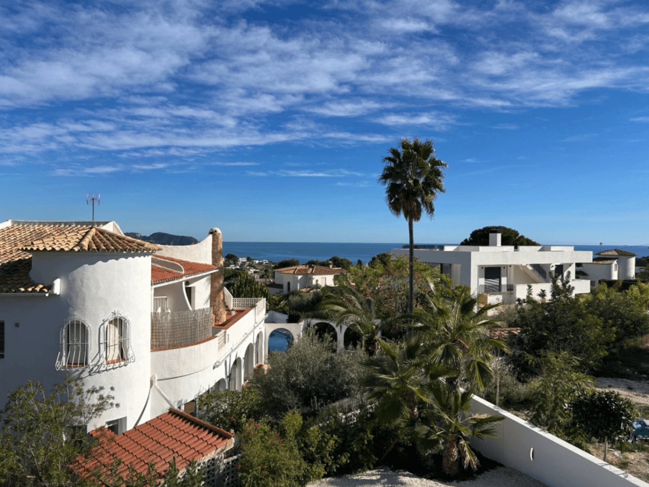 Villa neuve prête à emménager avec vue sur la mer à vendre à La Fustera, Benissa