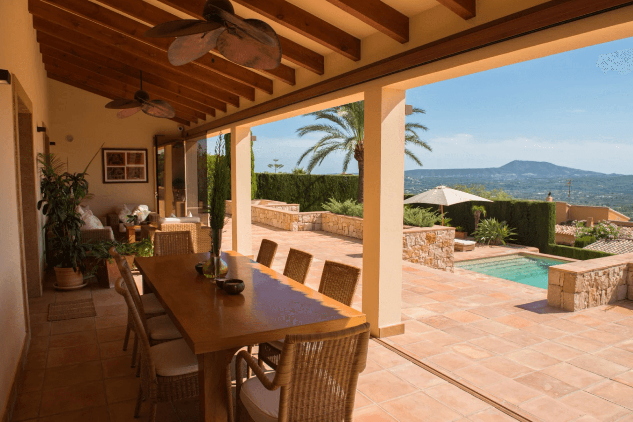 Villa de luxe avec vues panoramiques à vendre à Montgó Jávea.