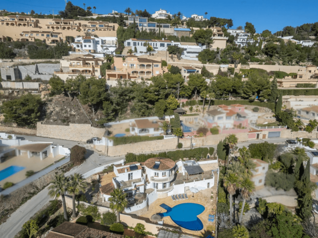Belle villa spacieuse avec vue sur la mer à vendre à Benimeit, Moraira