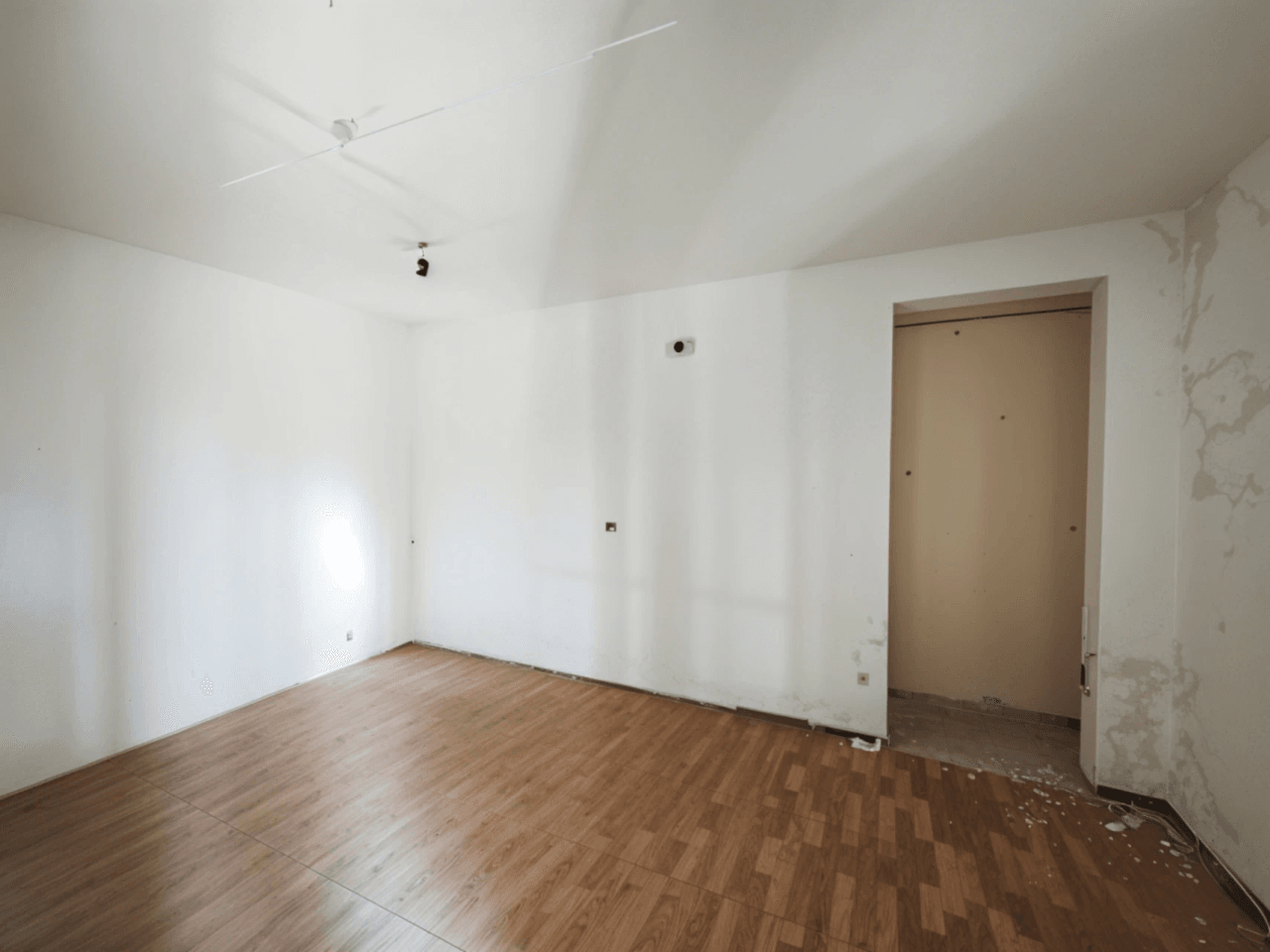 Vente de villa à réformer avec 2 chambres à Moraira, Alicante