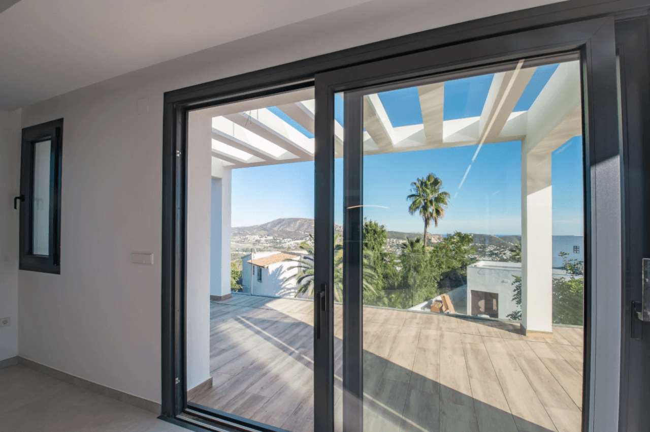 VILLA  CON VISTAS AL MAR EN BENIMEIT - MORAIRA