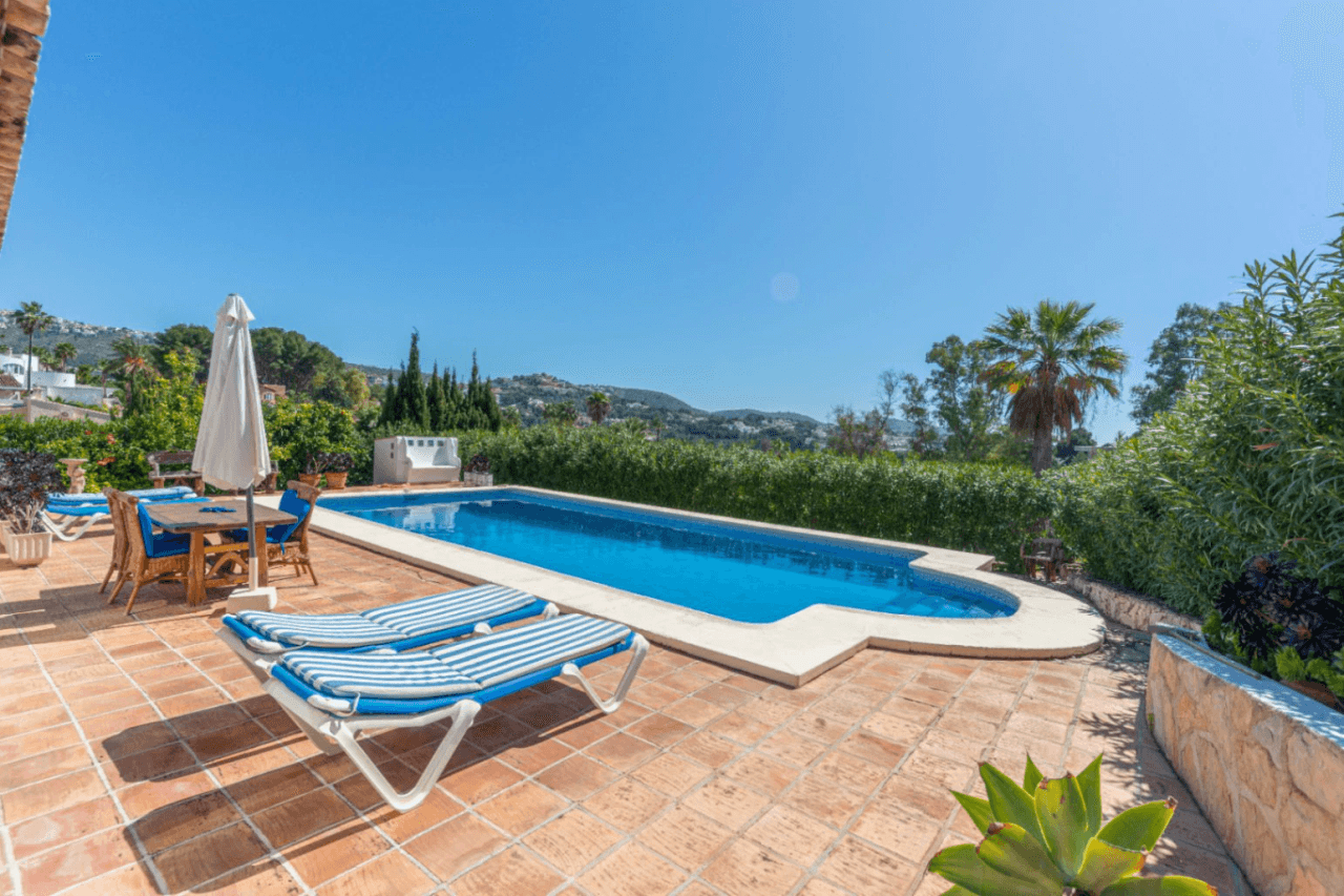 Villa à vendre à Moraira avec 4 chambres et piscine privée