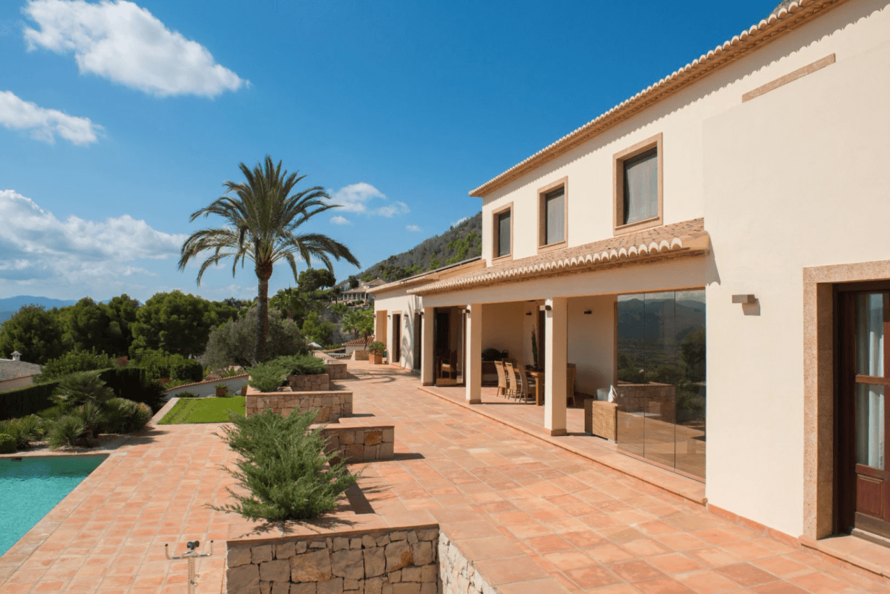 Villa de luxe avec vues panoramiques à vendre à Montgó Jávea.