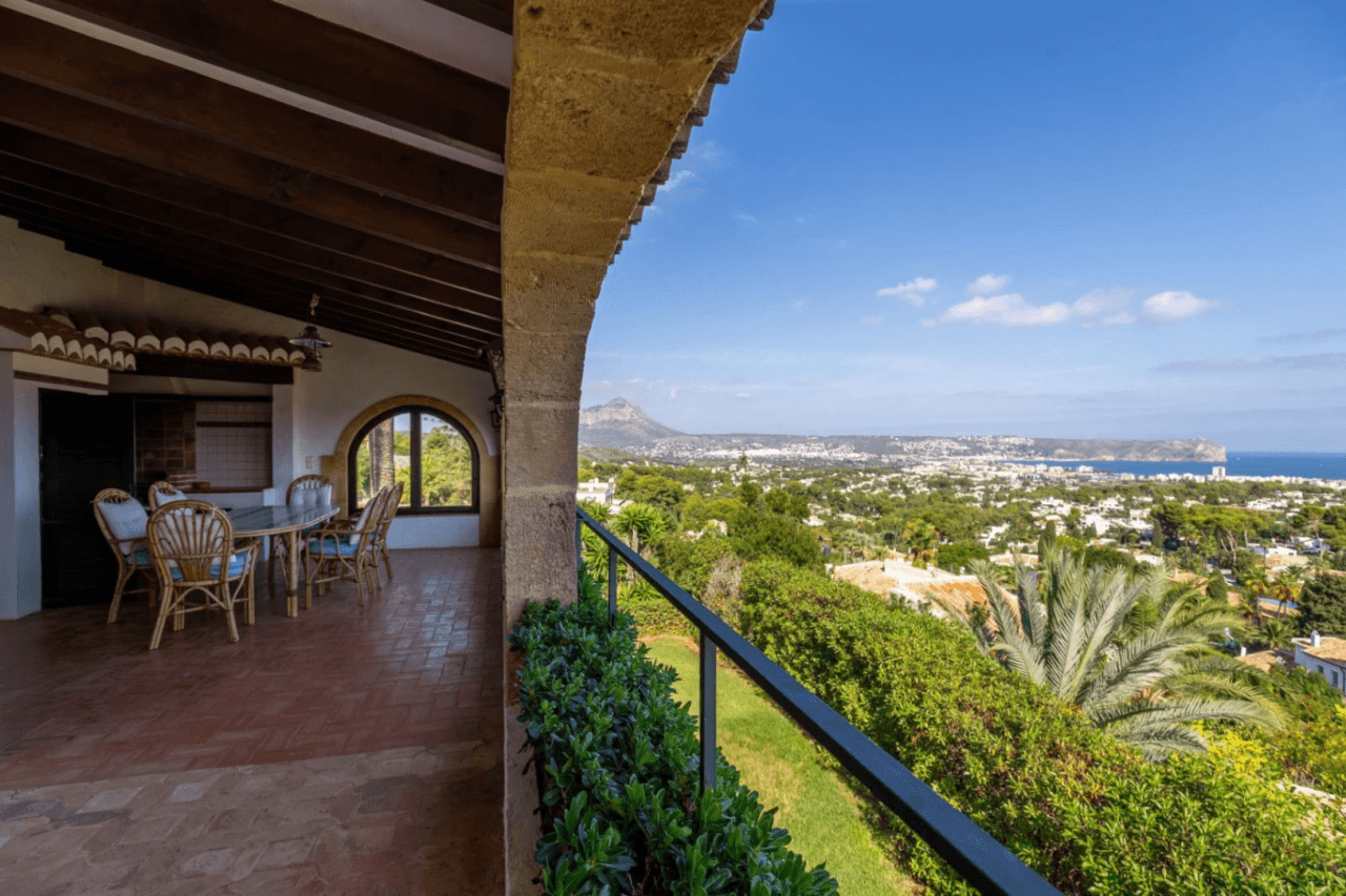 Vente exclusive avec vue sur la mer et le Montgó à El Tosalet, Jávea