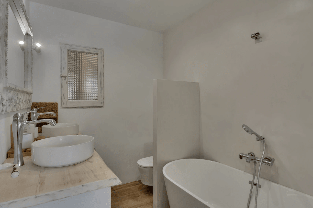 Belle villa spacieuse avec vue sur la mer à vendre à Benimeit, Moraira