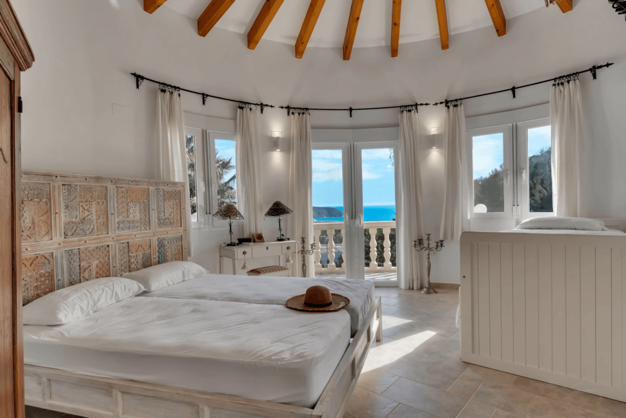 Belle villa spacieuse avec vue sur la mer à vendre à Benimeit, Moraira