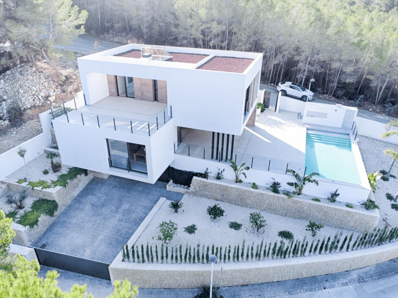 VILLA NOUVELLEMENT CONSTRUITE À TEULADA, SITUÉE DANS LE QUARTIER DE BENIMEIT