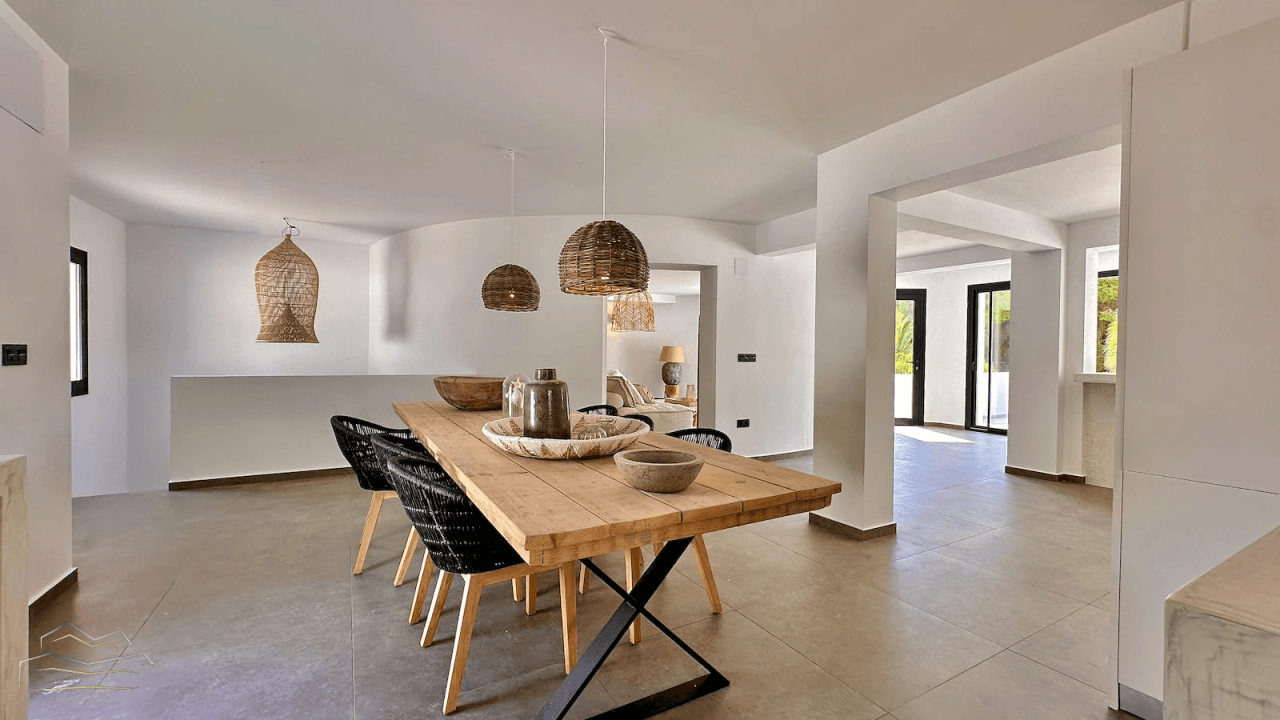 Villa entièrement rénovée à vendre à El Portet de Moraira - Costa Blanca