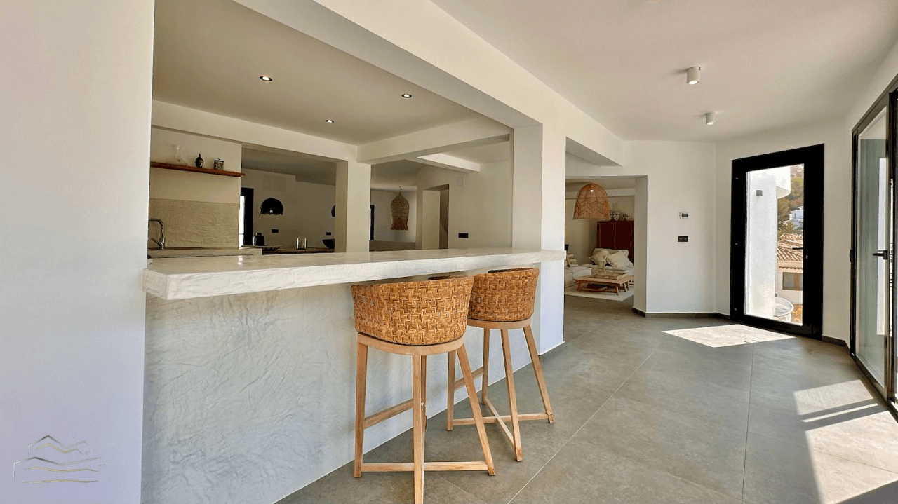 Villa entièrement rénovée à vendre à El Portet de Moraira - Costa Blanca