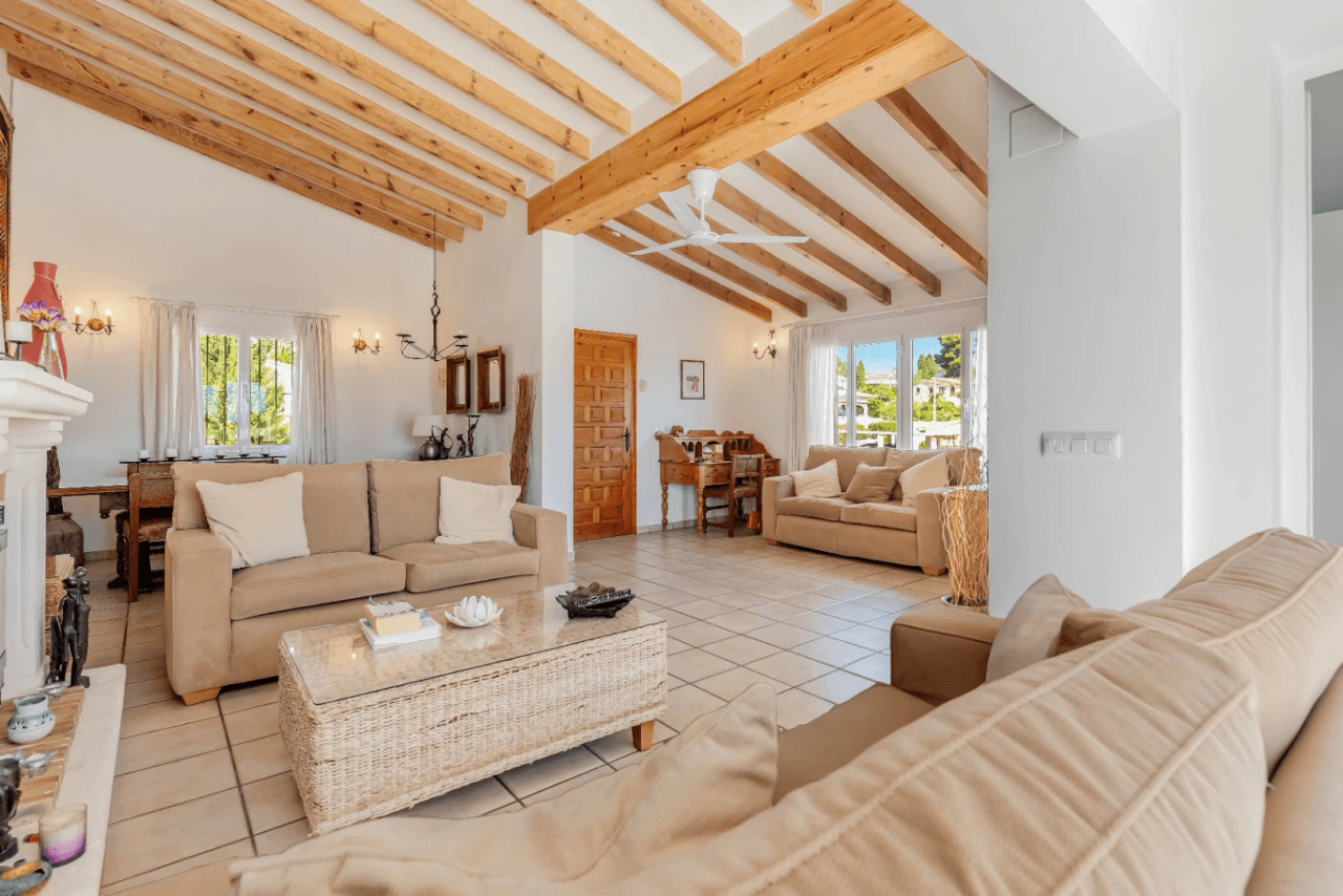 Villa à vendre à Moraira avec 4 chambres et piscine privée