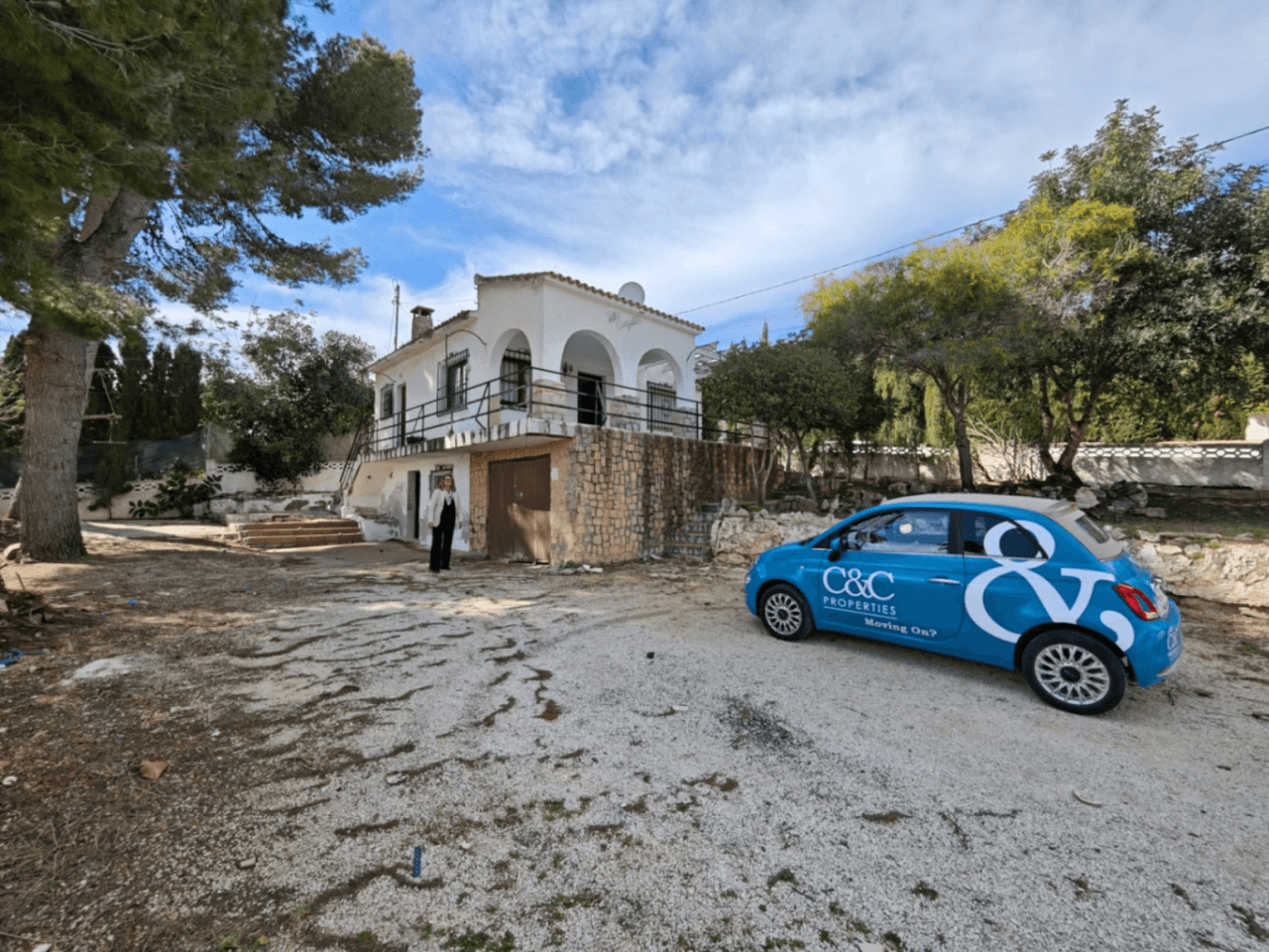 Vente de villa à réformer avec 2 chambres à Moraira, Alicante