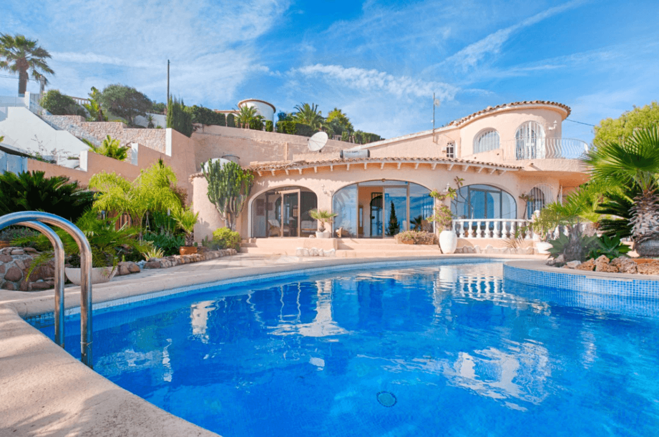 C’est probablement l’une des plus belles vues sur la mer de Moraira.