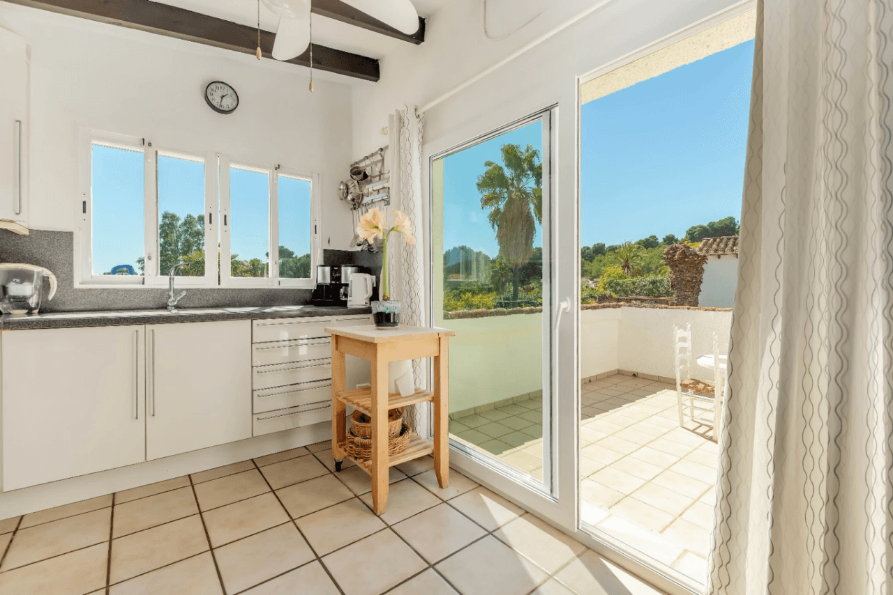 Villa à vendre à Moraira avec 4 chambres et piscine privée