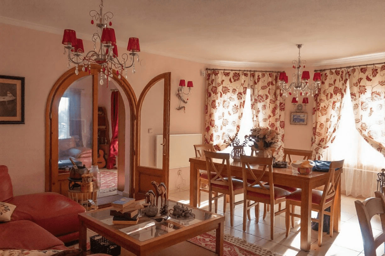 Cumbre del Sol : villa méditerranéenne avec piscine et vue sur la mer