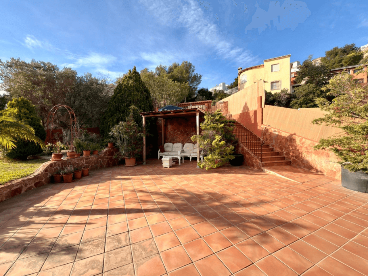 Cumbre del Sol : villa méditerranéenne avec piscine et vue sur la mer