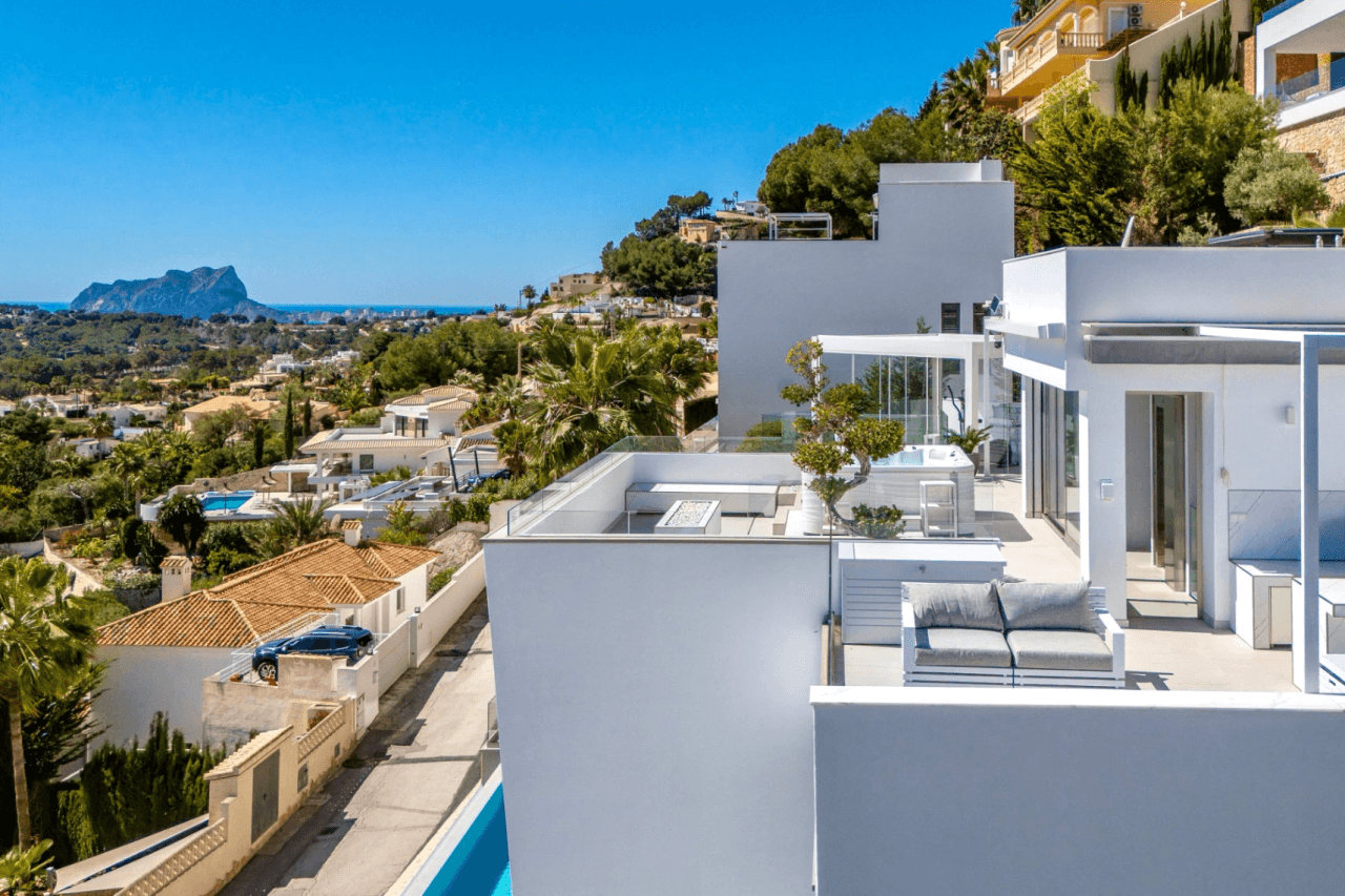 Villa de luxe exceptionnelle à Moraira – Où le design, la technologie et la vue sur la mer se rencontrent